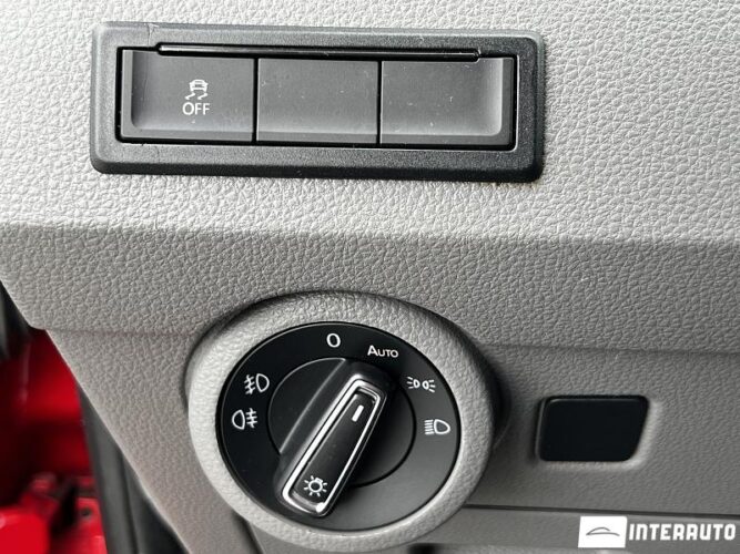 Volkswagen Caravelle 42 volkswagen Caravelle 2020