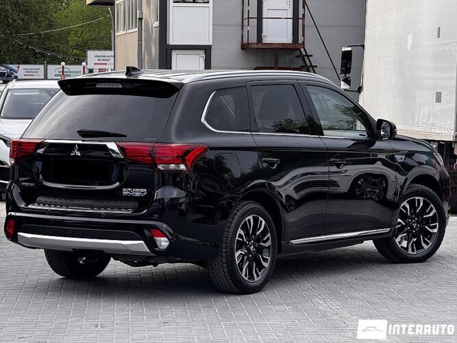 mitsubishi Outlander 2015
