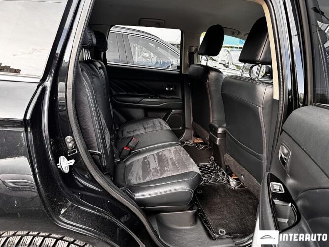 mitsubishi Outlander 2015