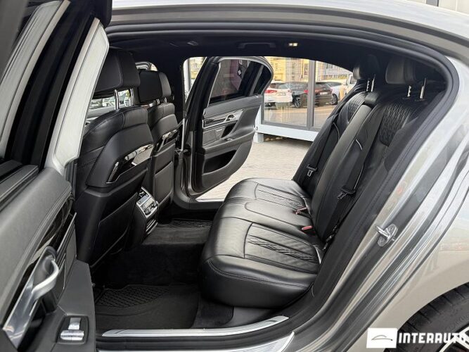 bmw 740 2019