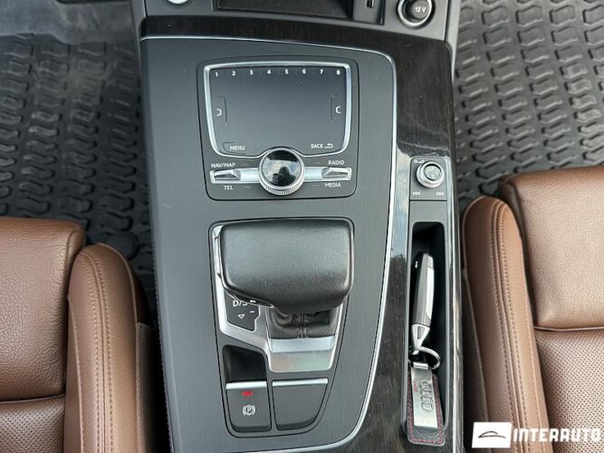 Audi Q5 52 audi Q5 2019