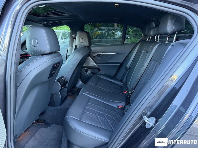 BMW 530 49 bmw 530 2024