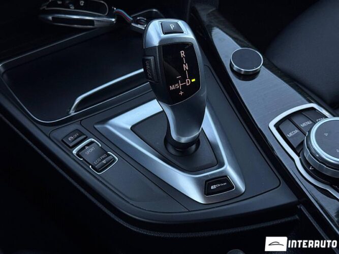 bmw 330E 2017