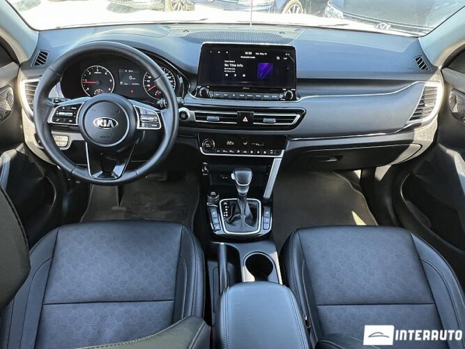 Kia Seltos 37 kia Seltos 2020