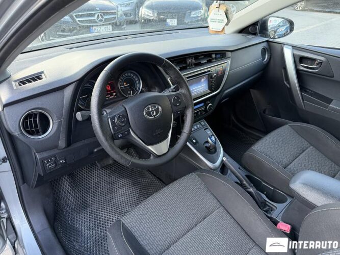 toyota Auris 2014