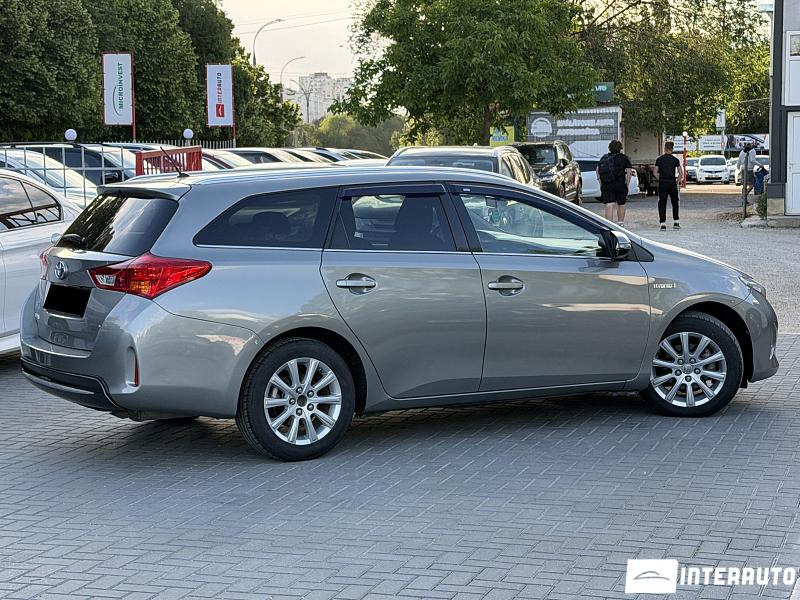 toyota Auris 2014