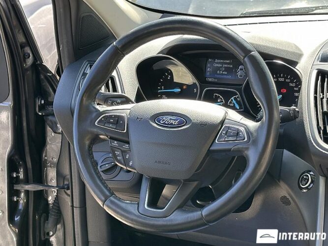 ford Kuga 2017