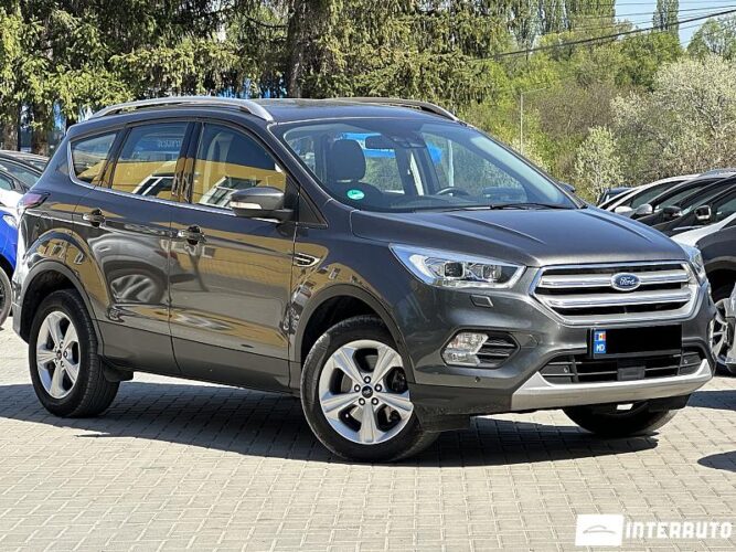 Ford Kuga 2017 doar la InterAuto