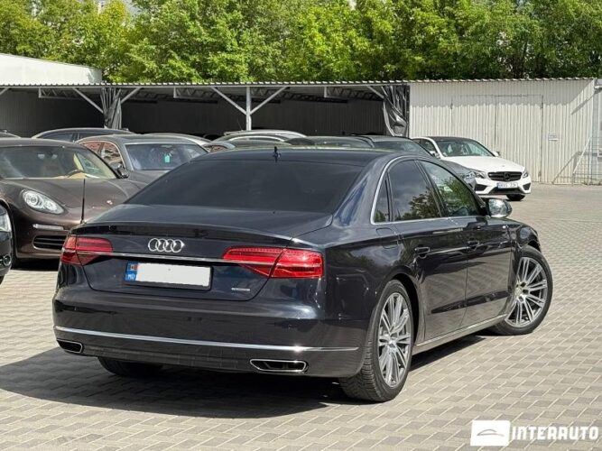 audi A8 2016