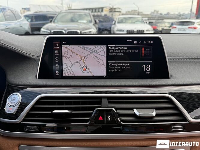 BMW 740 50 bmw 740 2020