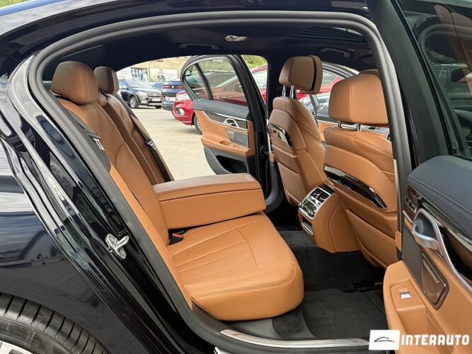 BMW 740 56 bmw 740 2020