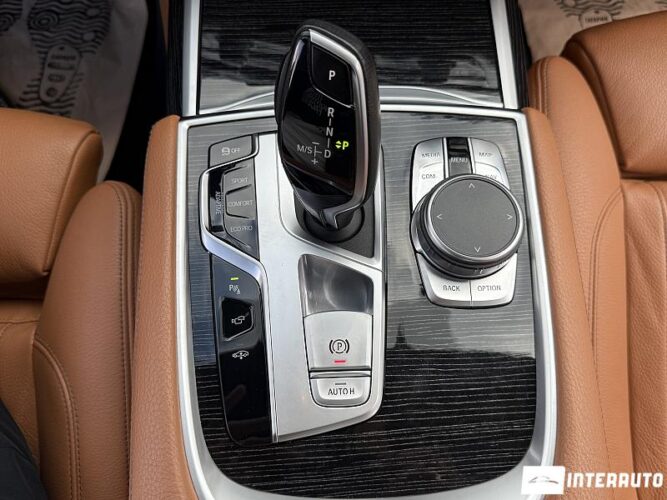 BMW 740 53 bmw 740 2020