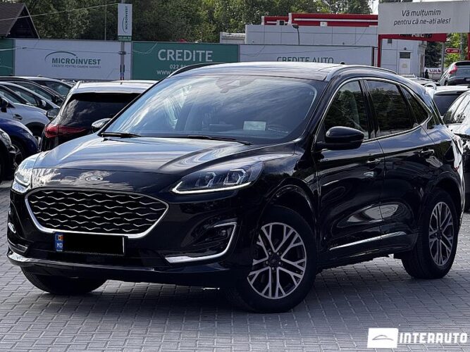 Ford Kuga 2021 doar la InterAuto