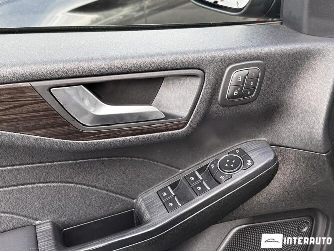ford Kuga 2021