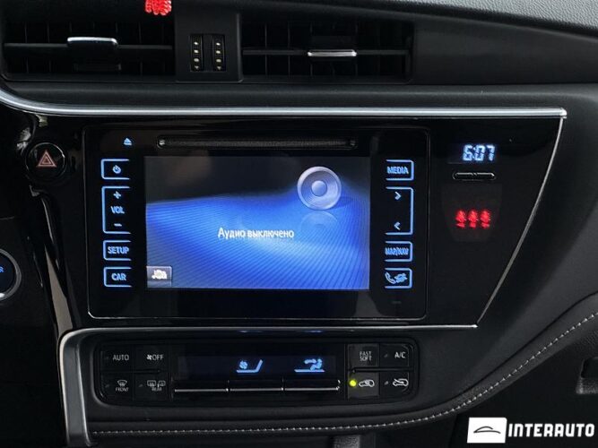 toyota Auris 2017
