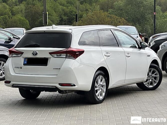 toyota Auris 2017
