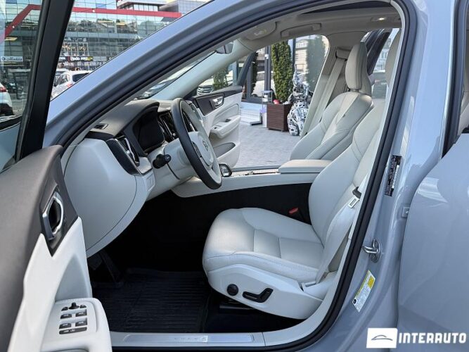 volvo XC 60 2025