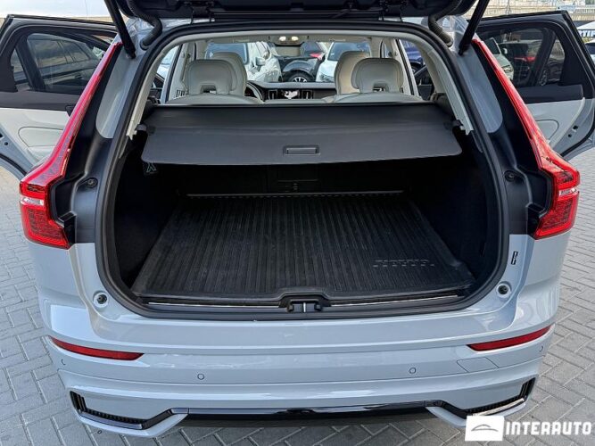 volvo XC 60 2025
