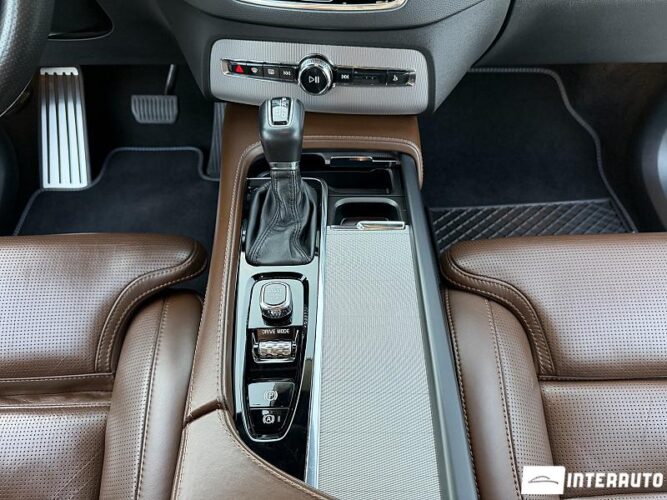 volvo XC 90 2017