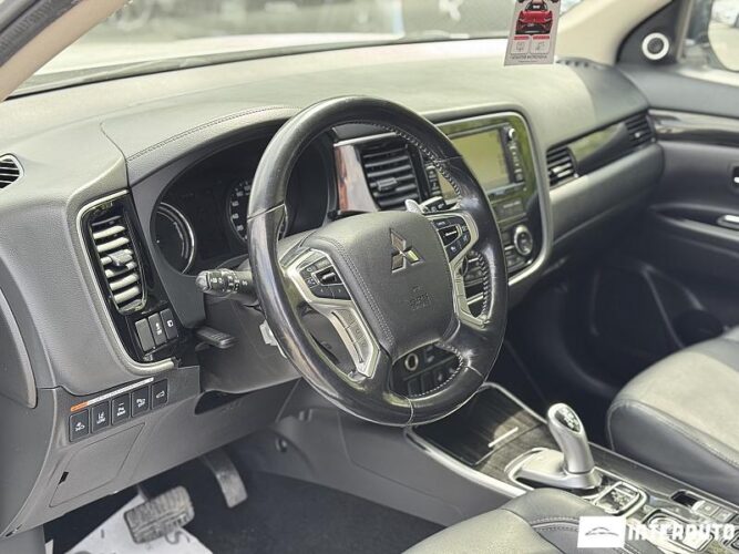 mitsubishi Outlander 2018