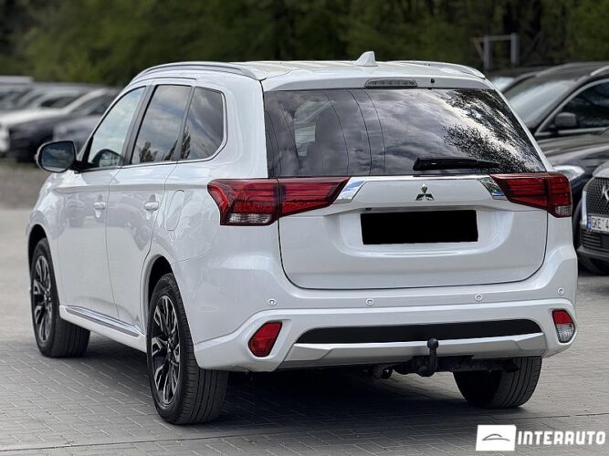 mitsubishi Outlander 2018