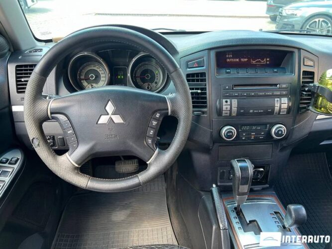 mitsubishi Pajero 2008