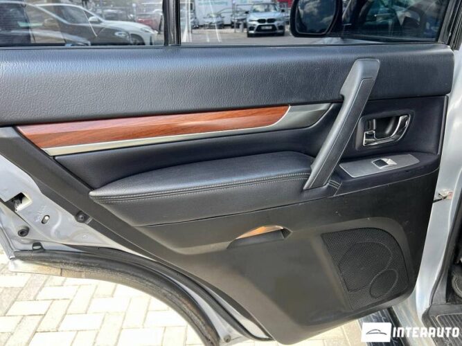 mitsubishi Pajero 2008