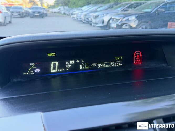 Toyota Prius Plus / V 39 toyota Prius Plus / V 2012