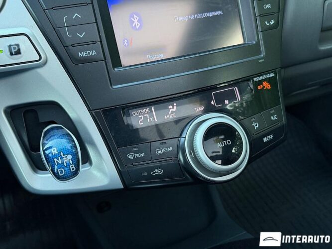 Toyota Prius Plus / V 41 toyota Prius Plus / V 2012