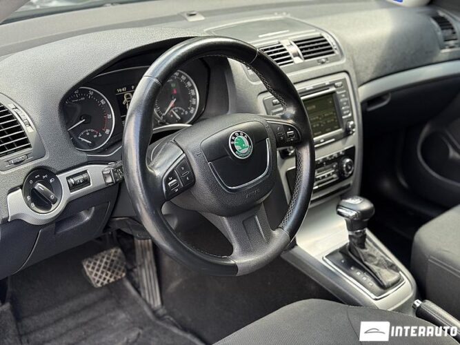 Skoda Octavia 37 skoda Octavia 2009