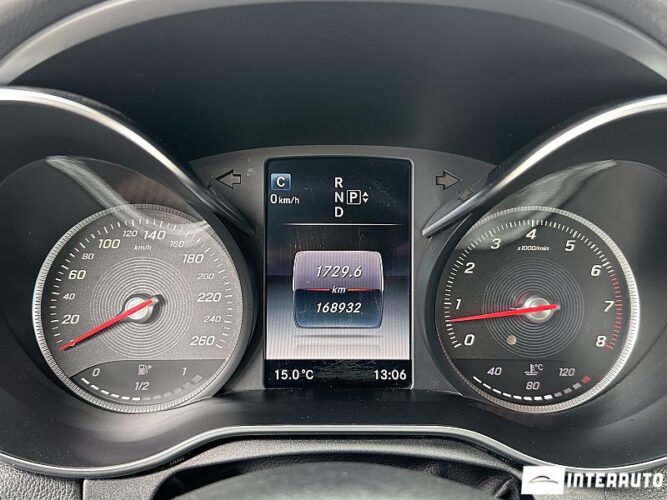 Mercedes C 300 36 mercedes C 300 2015