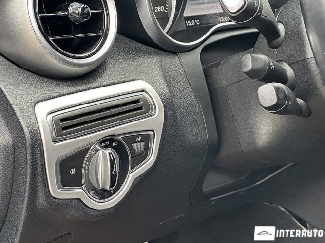 Mercedes C 300 44 mercedes C 300 2015
