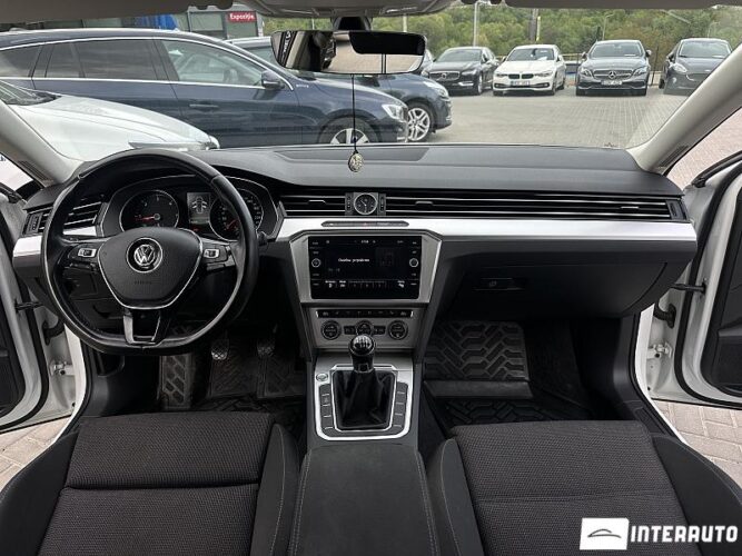 Volkswagen Passat 37 volkswagen Passat 2017