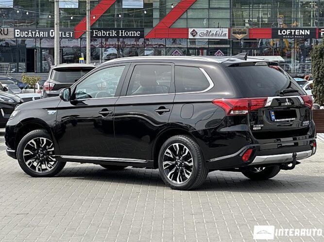 mitsubishi Outlander 2016