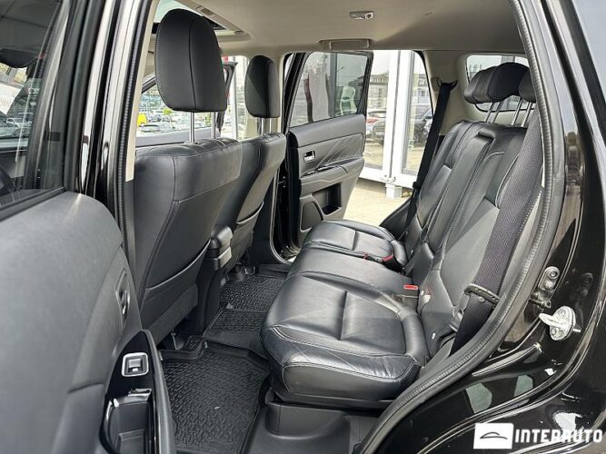 mitsubishi Outlander 2016
