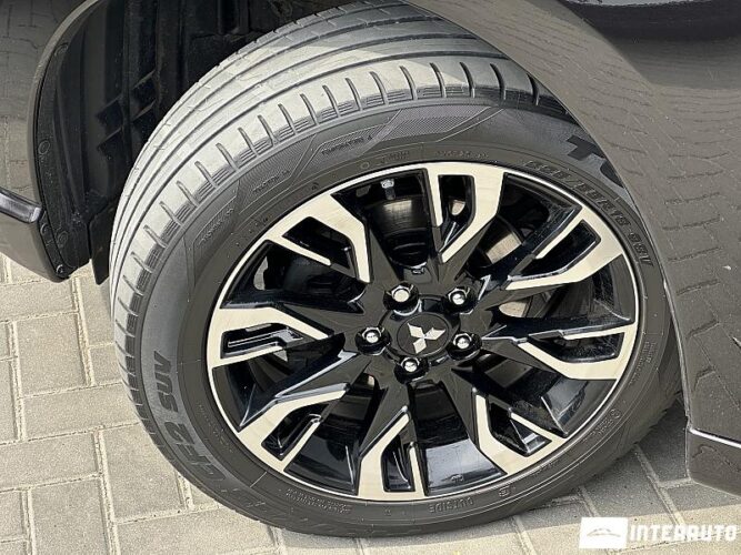 mitsubishi Outlander 2016