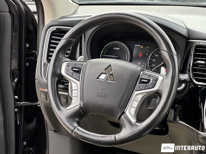 mitsubishi Outlander 2016