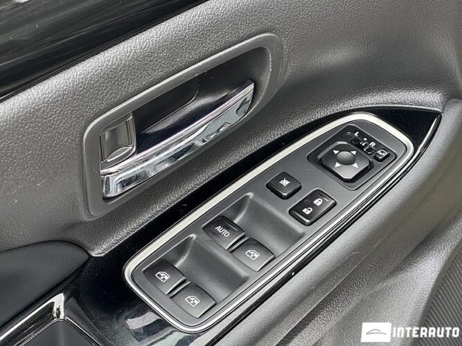 mitsubishi Outlander 2016
