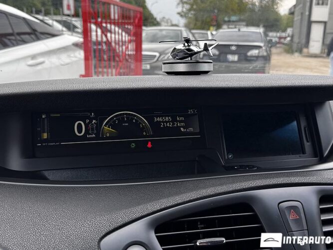 renault Scenic X-Mode 2013