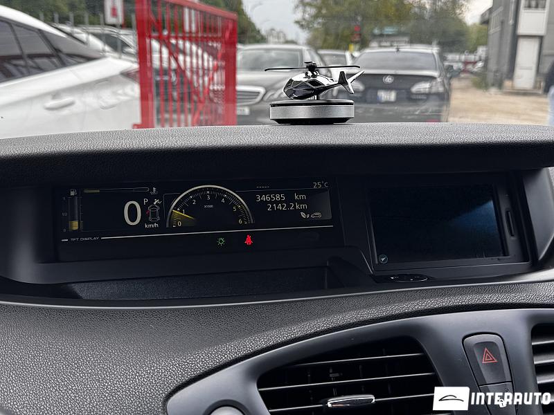 renault Scenic X-Mode 2013