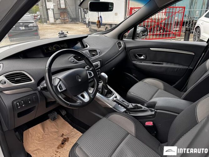 renault Scenic X-Mode 2013