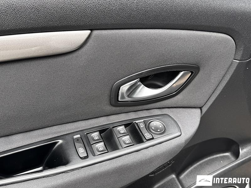 renault Scenic X-Mode 2013