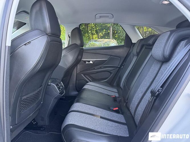 peugeot 3008 2018