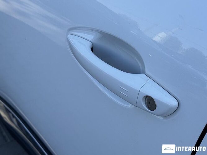 peugeot 3008 2018