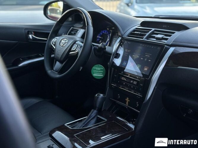 toyota Camry 2017