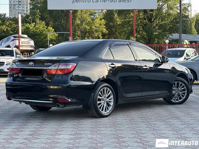 toyota Camry 2017