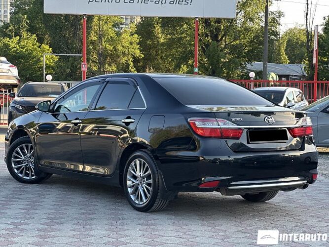 toyota Camry 2017