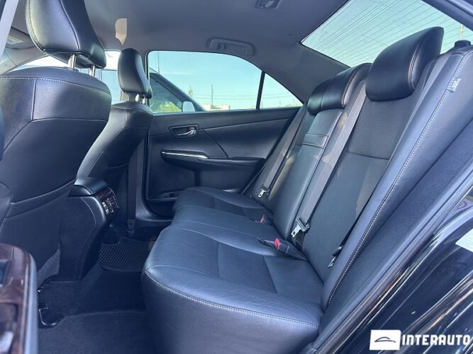 toyota Camry 2017