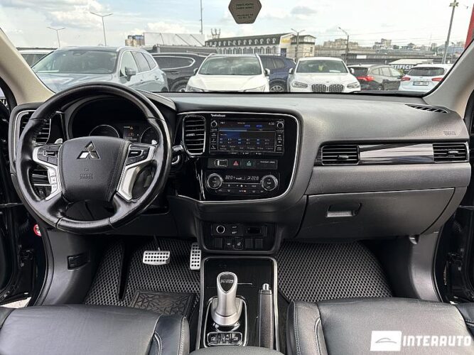 Mitsubishi Outlander 39 mitsubishi Outlander 2015