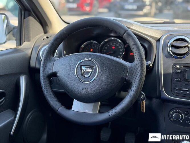 dacia Logan 2013